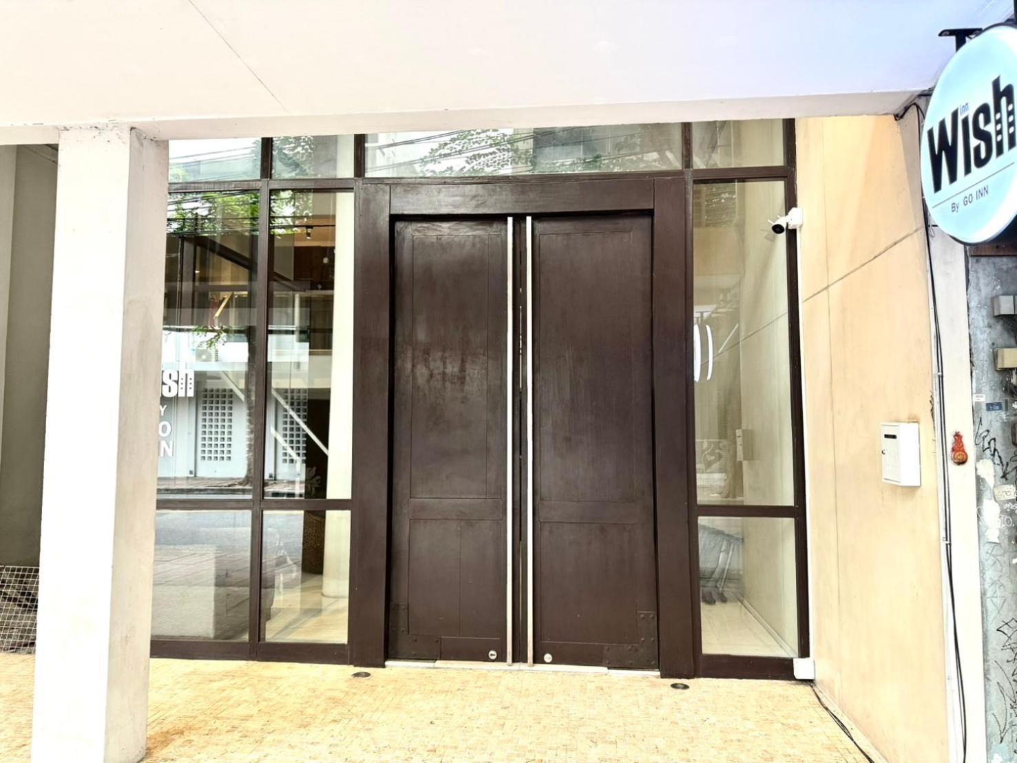 Wish Inn Silom - วิช อินน์ สีลม X Bangkok Zewnętrze zdjęcie