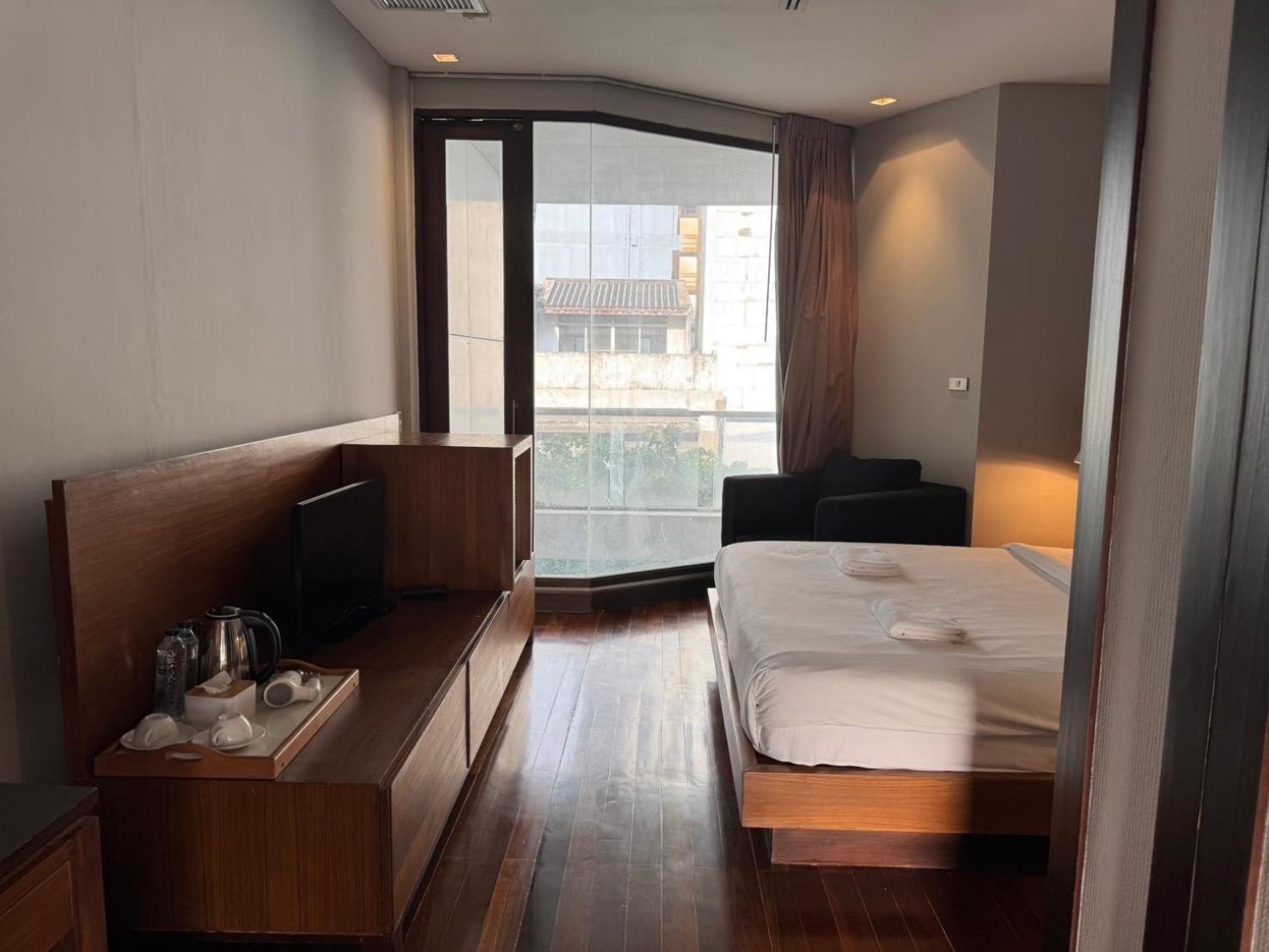 Wish Inn Silom - วิช อินน์ สีลม X Bangkok Zewnętrze zdjęcie
